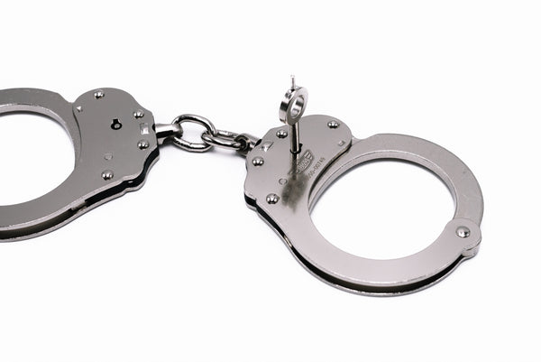 UZI-HANDCUFFS-00749-4_grande.